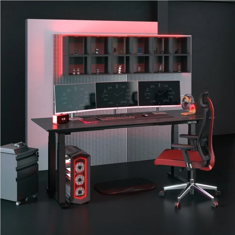 E7 Plus with a black top and black four-leg frame in a dark gaming room with red LED shelving, three monitors, a PC tower, a mobile pedestal and a red-and-black ergonomic chair.